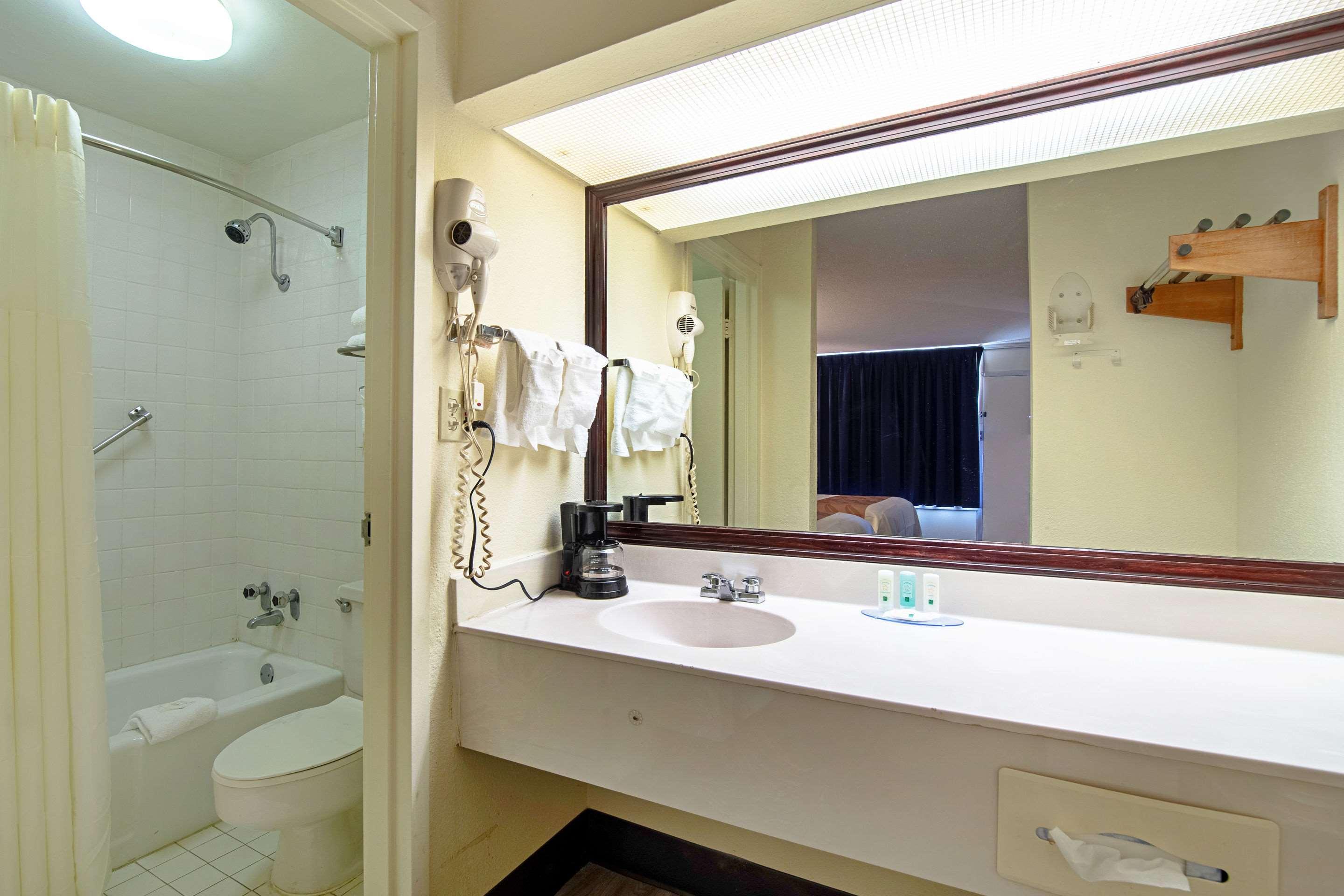 Quality Inn St George I-95 St. George Exterior foto